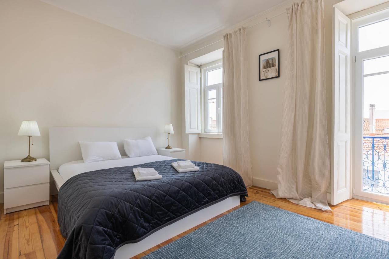 Appartement 2bdr Charm In Belem's Heart By Lovelystay