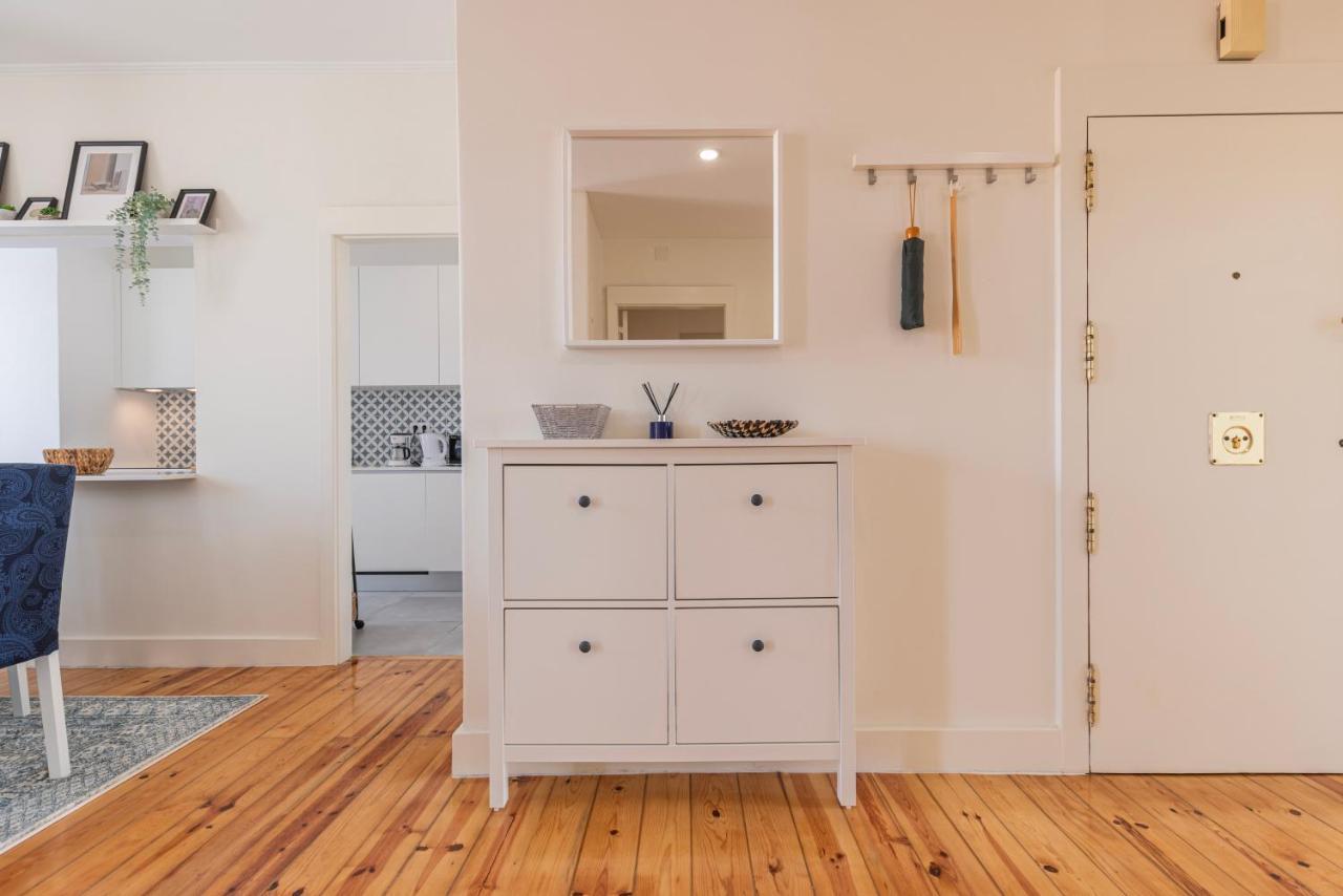 Appartement 2bdr Charm In Belem's Heart By Lovelystay