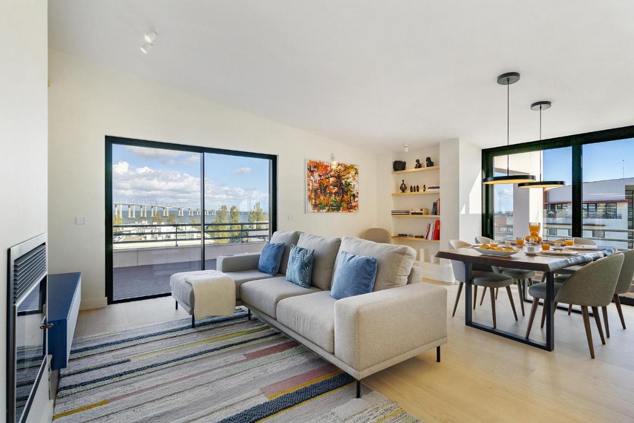 Appartement Whome Bachelor Pad In The Sky, Great For Digital Nomads & Remote Workers Lisboa
