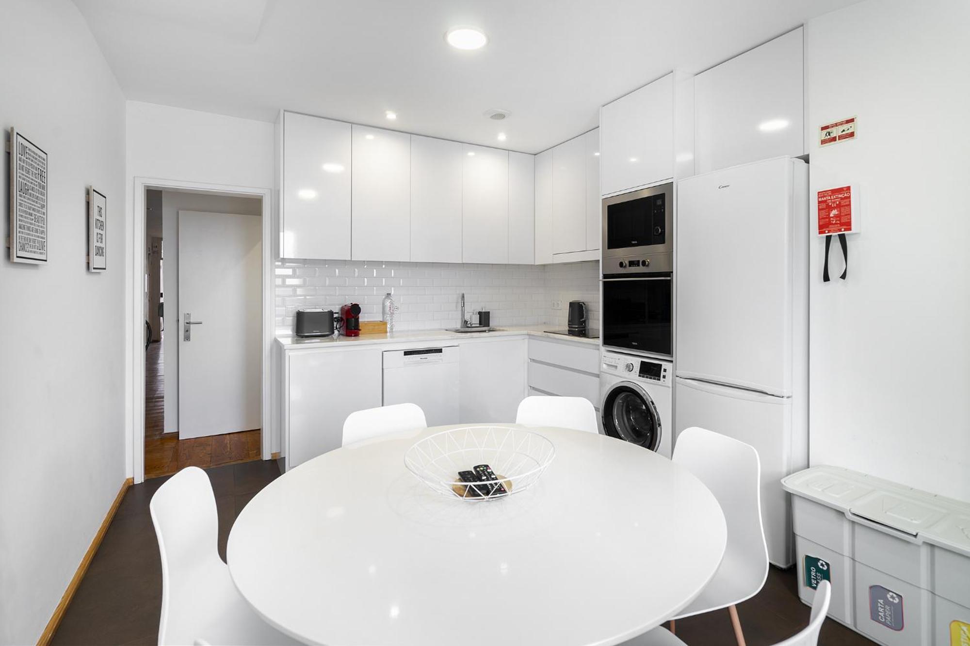 Whome Urban Tech Retreat, Modern Hubs For Remote Living Lisboa