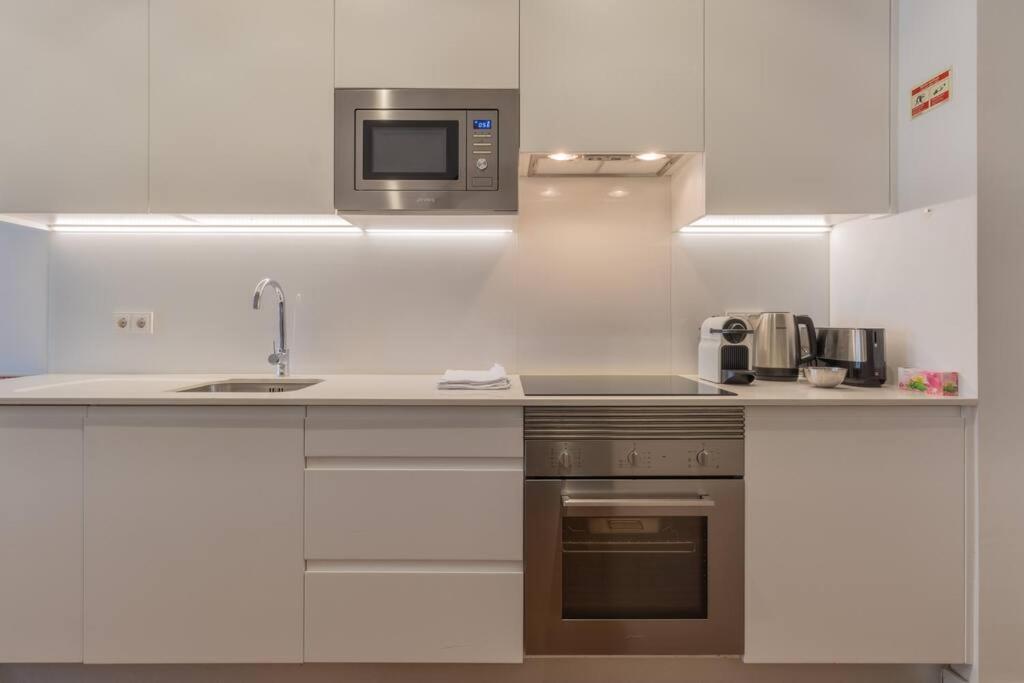 Self Check-in, 3br, Ac/heating & Breakfast Terrace Appartement *