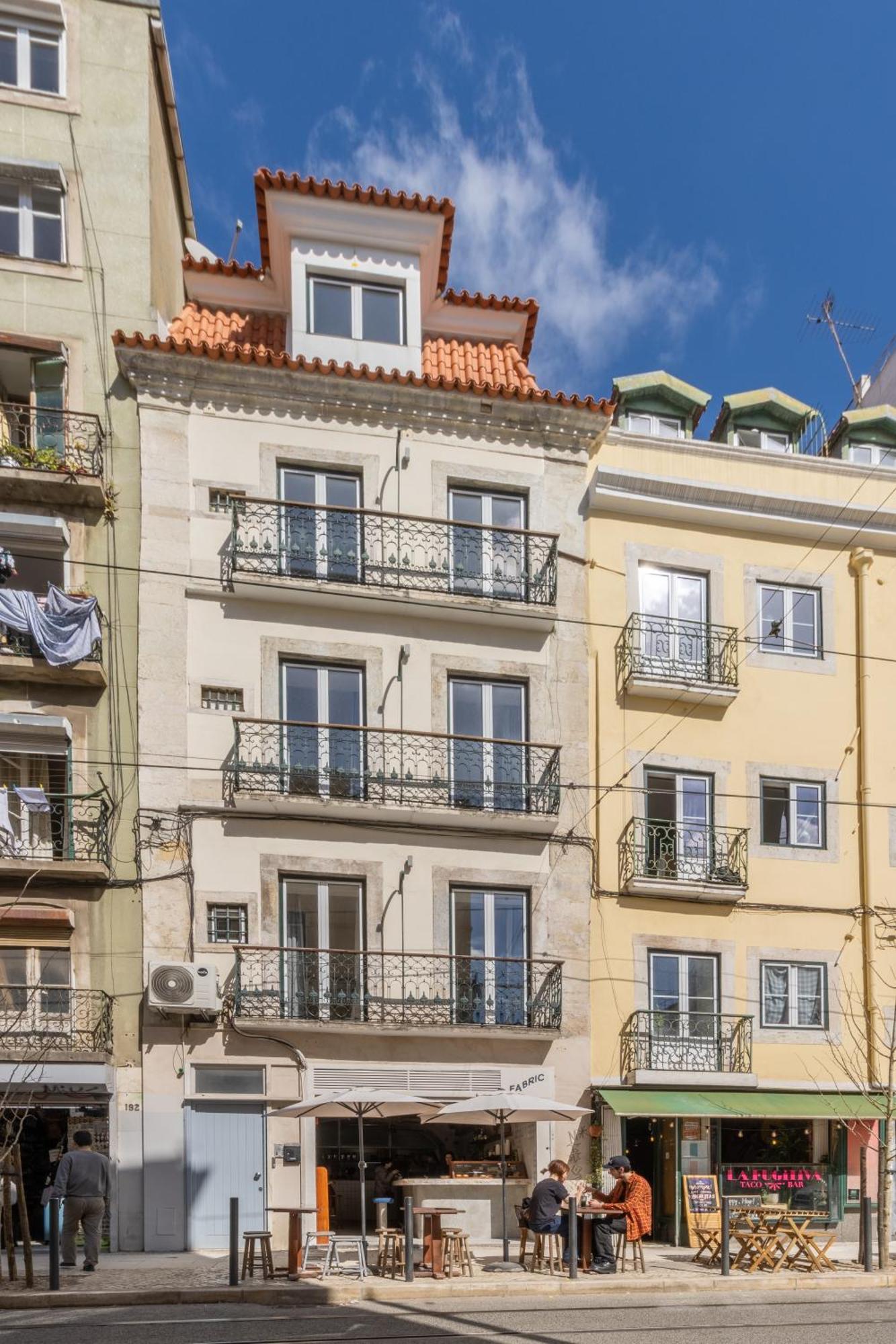 Modern 3br, Terrace, Ac/heating & Self Check-in Lissabon