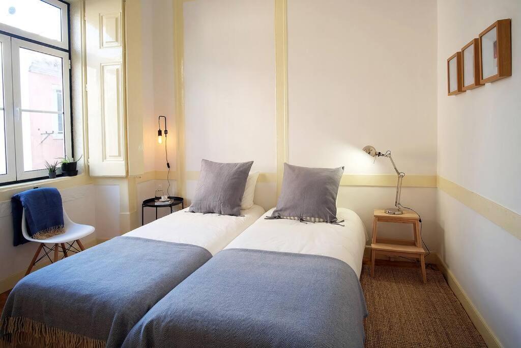 Appartement Bh2 Charm In Bohemian Bairro Alto * 4bdr * Old Style Lisboa