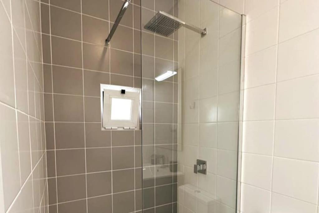 Modern Retreat With Patio Near The Airport - Oha I Lissabon