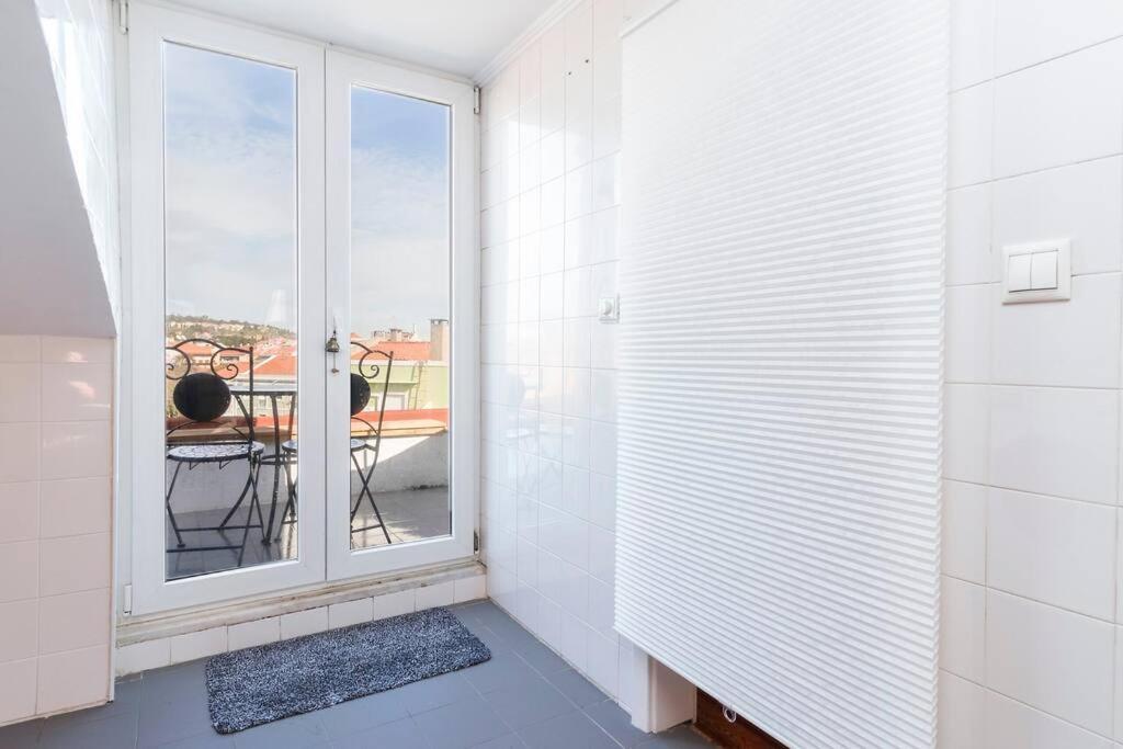 Romantic Rooftop Apart W/ River View Ac Heating