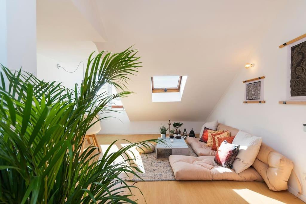 Romantic Rooftop Apart W/ River View Ac Heating Appartement Lisboa