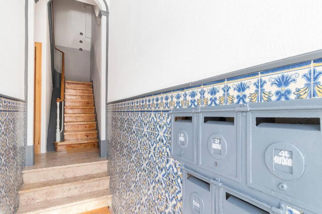 Romantic Rooftop Apart W/ River View Ac Heating Lisboa