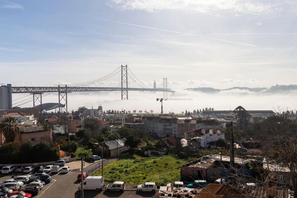 Appartement Romantic Rooftop Apart W/ River View Ac Heating Lisboa