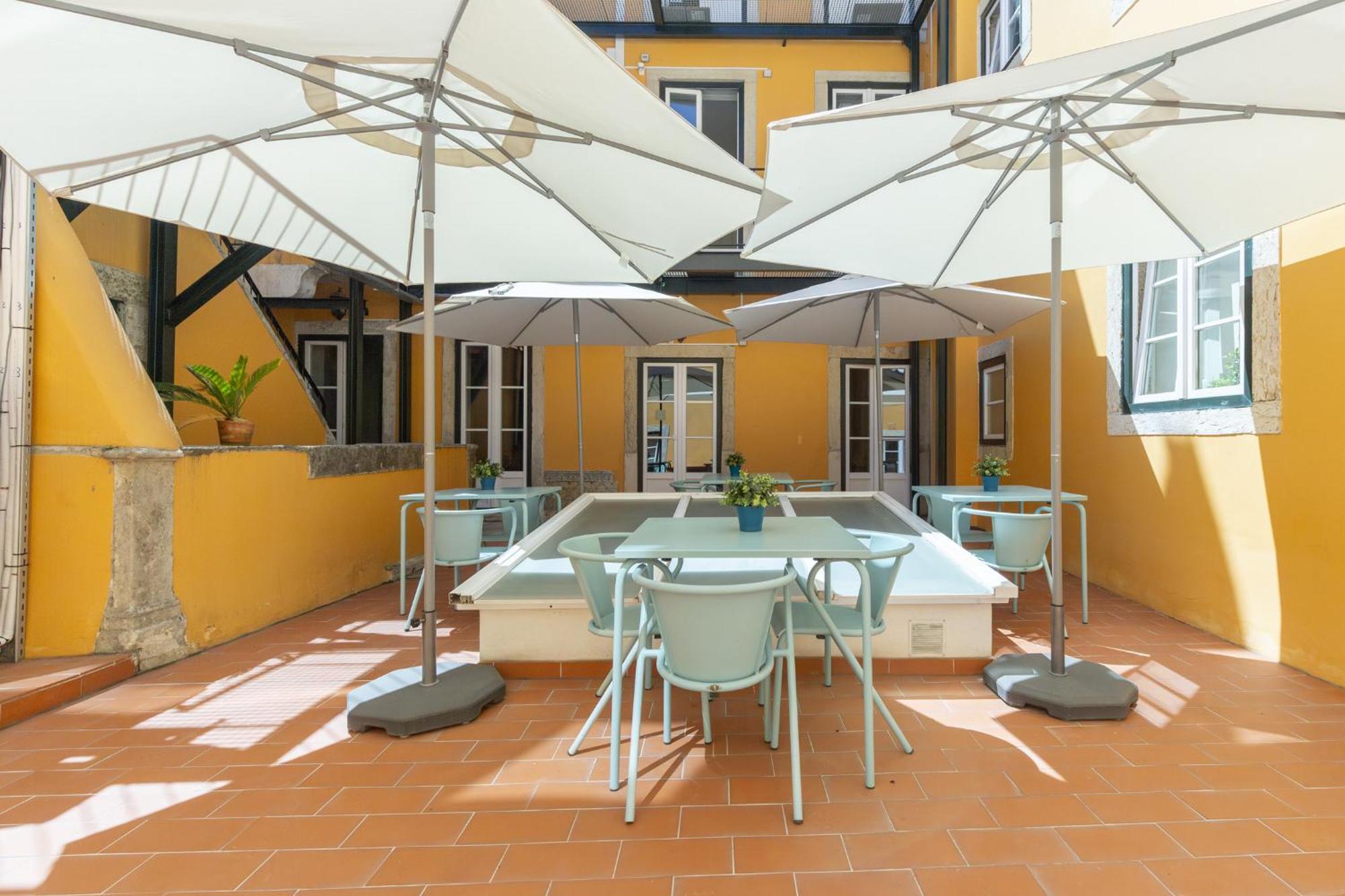 Metropolitan Living - Janelas Verdes * Lissabon