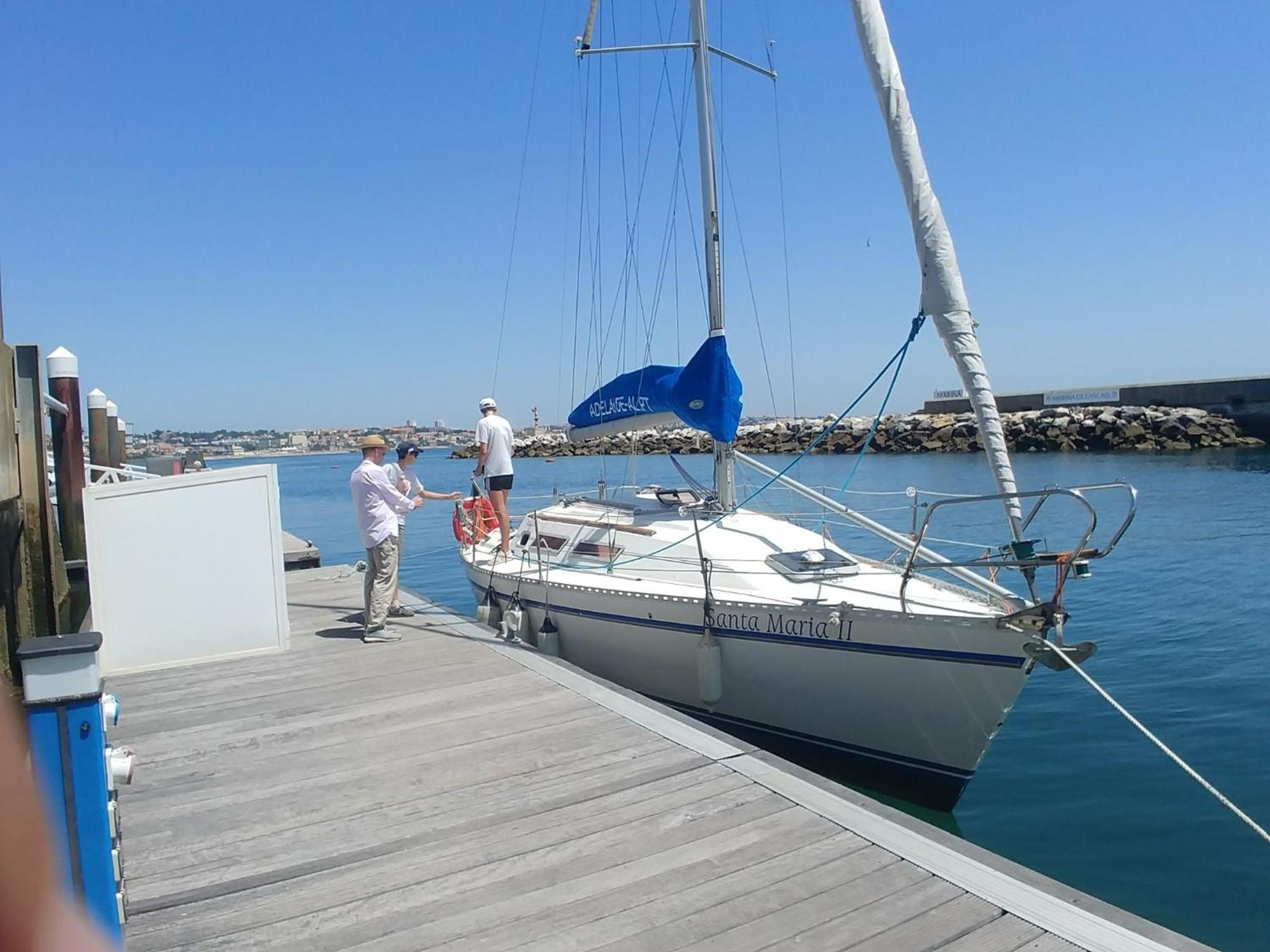 Be Local - Sleep Aboard The Santa Maria Sailing Boat In Appartement *
