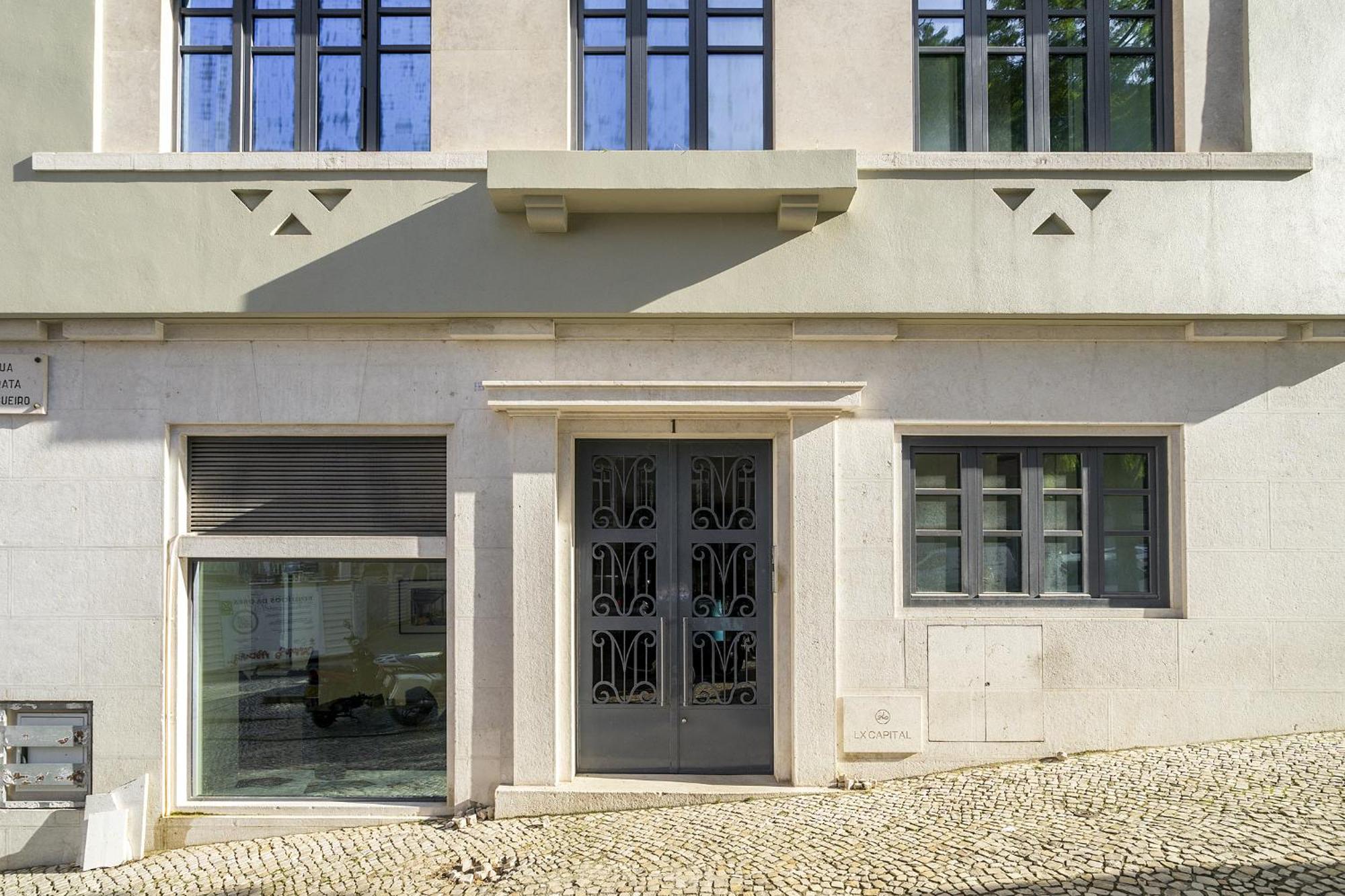 Whome Urban Elegance: A Modern Haven In Lisbon's Heart Appartement Lisboa