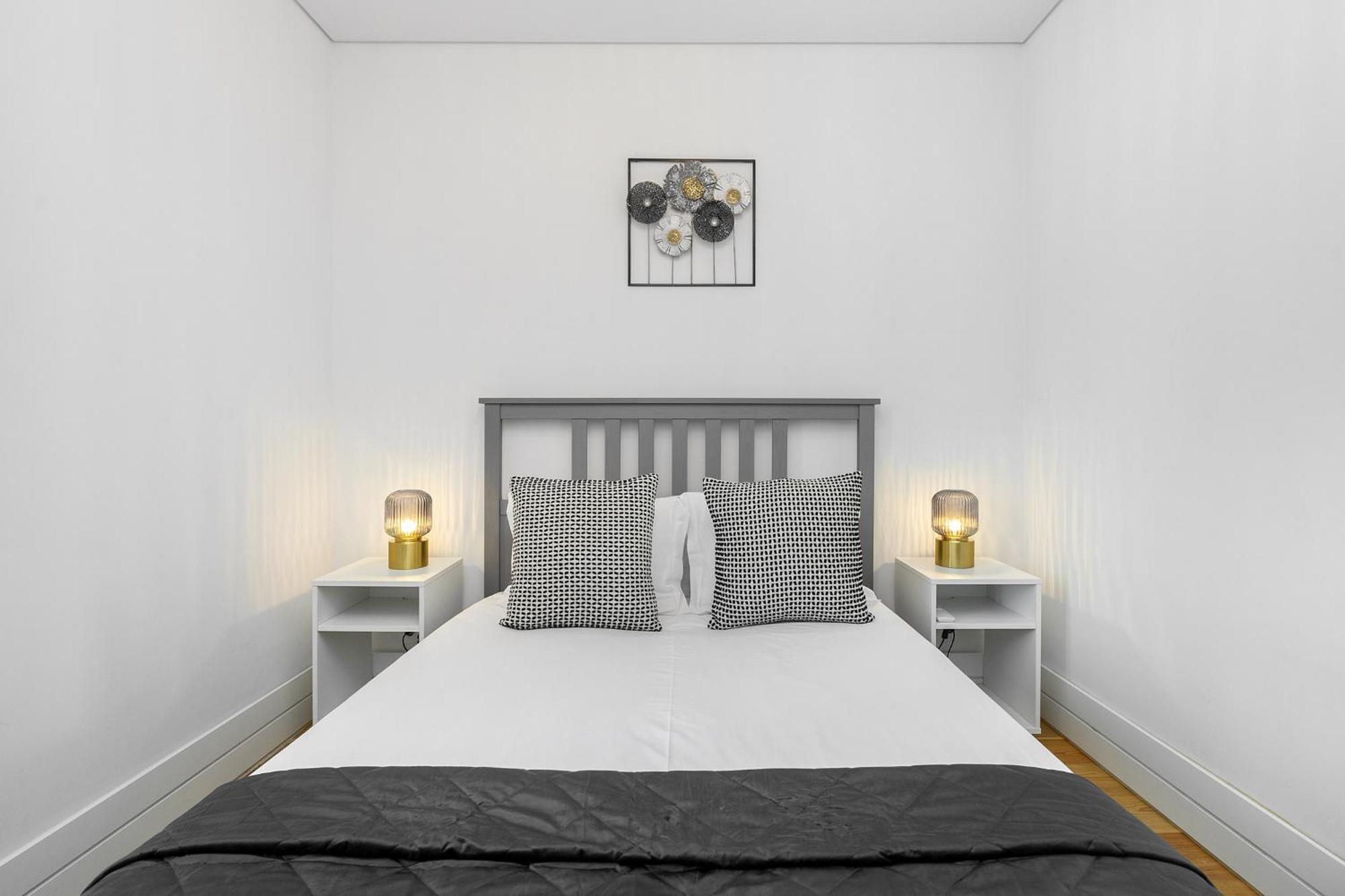 Whome Urban Elegance: A Modern Haven In Lisbon's Heart Appartement