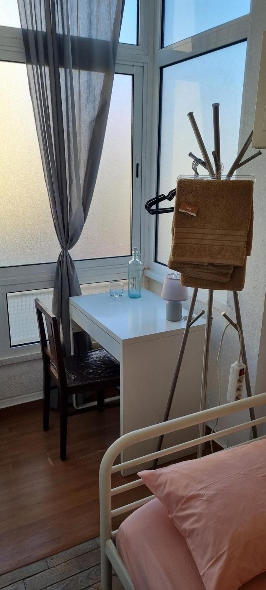 Quarto em Acomodações Particulares Nivea Soares *