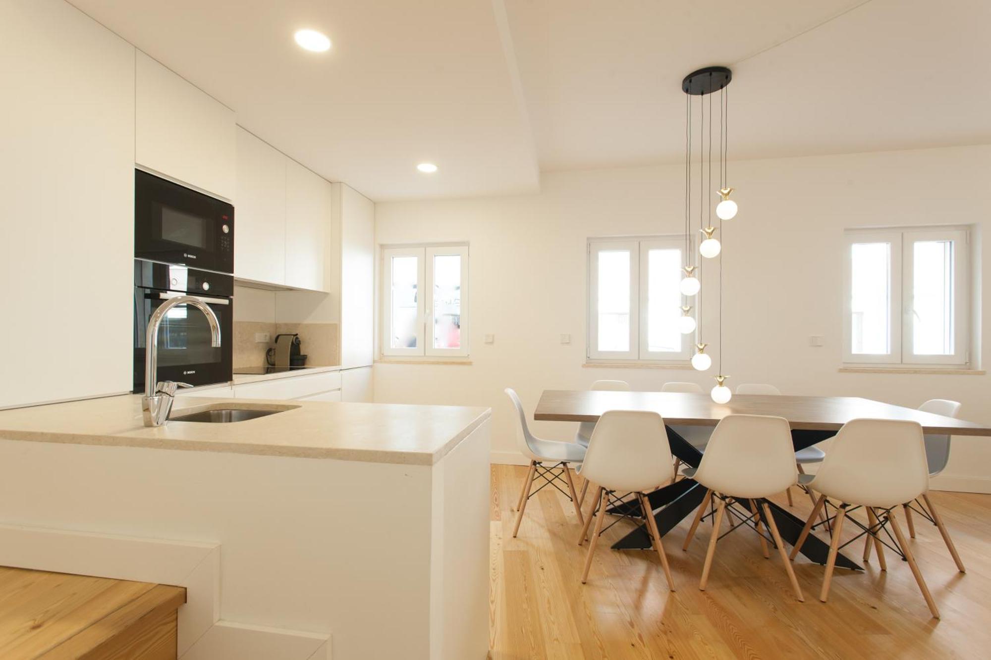 Mouraria Blue Three-bedroom W/ Parking - By Lu Holidays Appartement