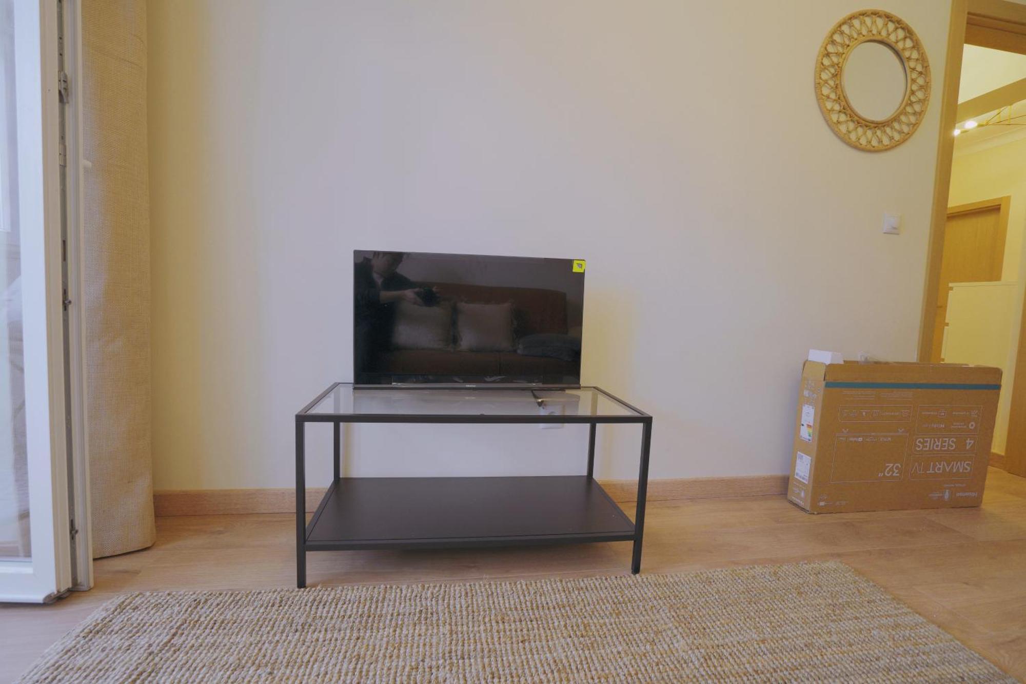 Appartement Charming 94d, Next To Metro Lisboa