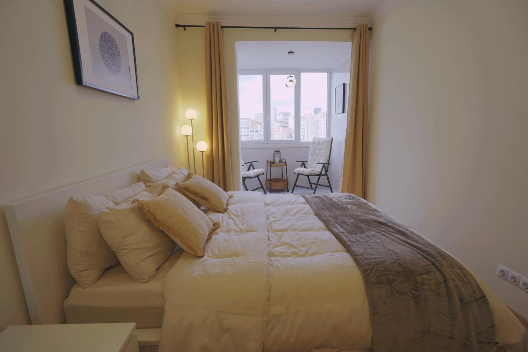 Charming 94d, Next To Metro Appartement