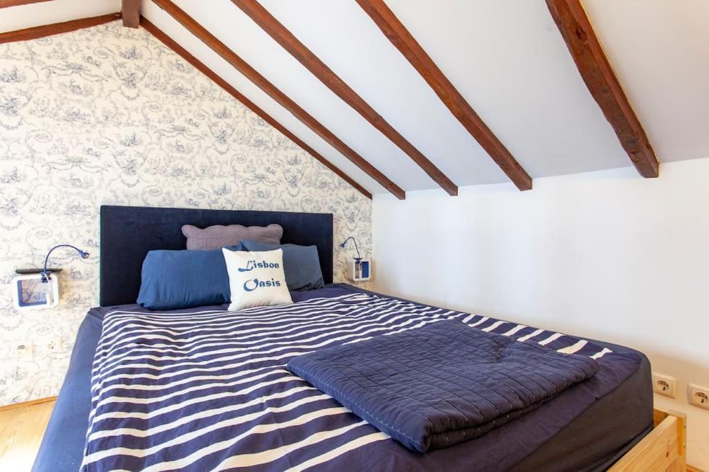 Appartement Mouraria I, Eco-duplex, French Balcony & Smart Check-in Lissabon