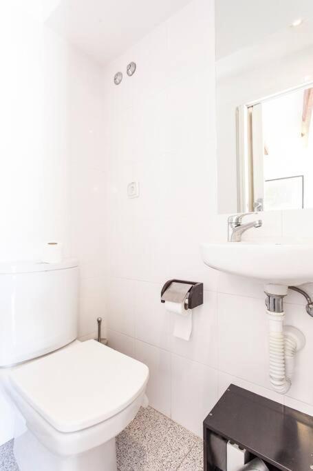 Mouraria I, Eco-duplex, French Balcony & Smart Check-in * Lissabon