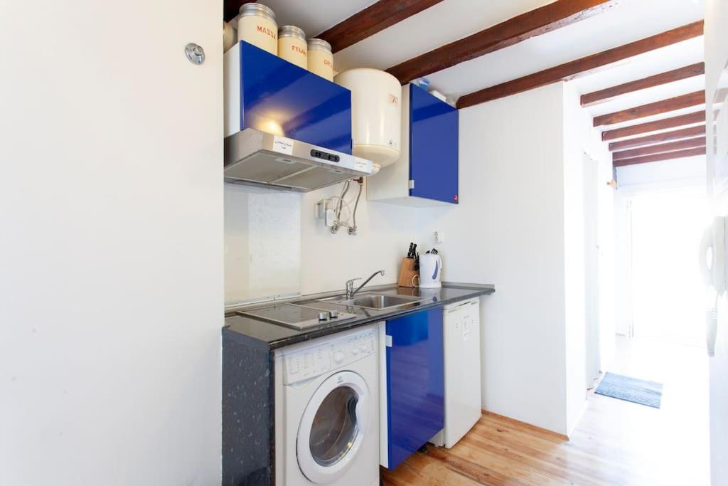Mouraria I, Eco-duplex, French Balcony & Smart Check-in Appartement