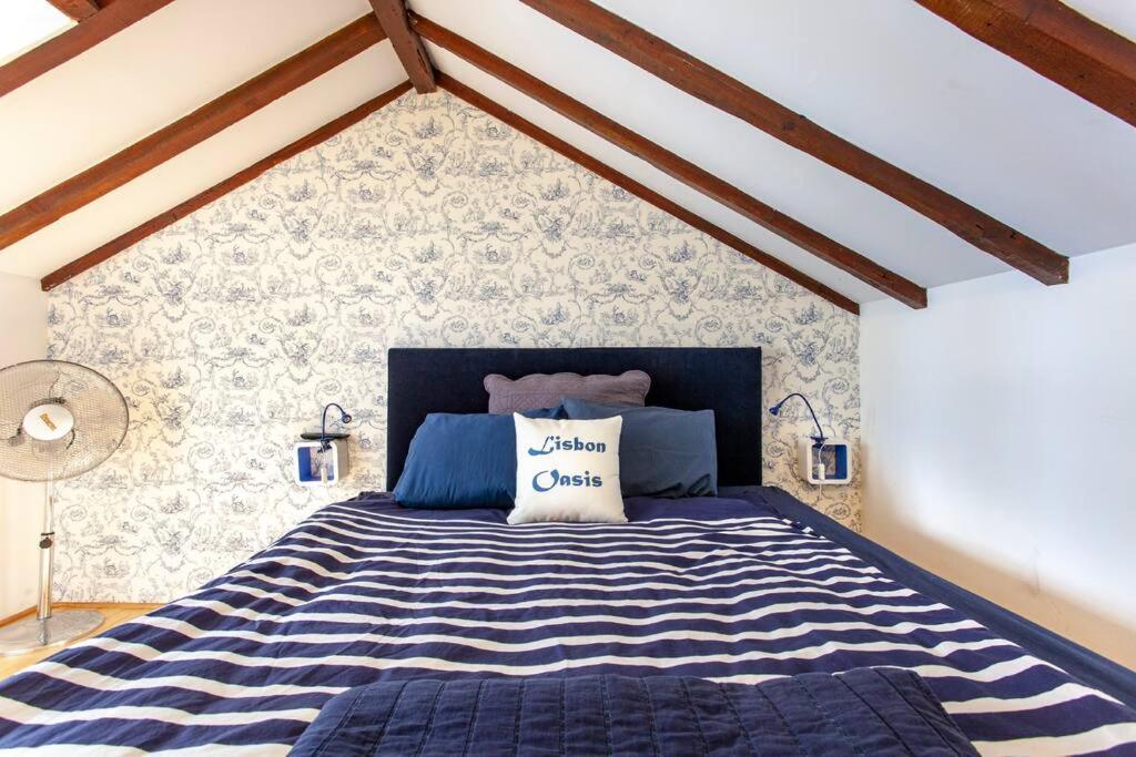 Mouraria I, Eco-duplex, French Balcony & Smart Check-in Appartement *