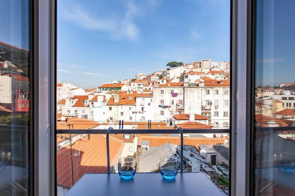 Mouraria I, Eco-duplex, French Balcony & Smart Check-in Appartement