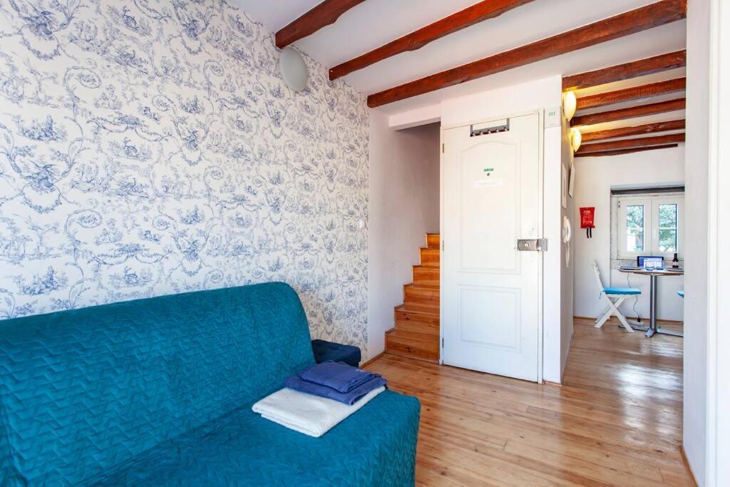 Mouraria I, Eco-duplex, French Balcony & Smart Check-in Lissabon