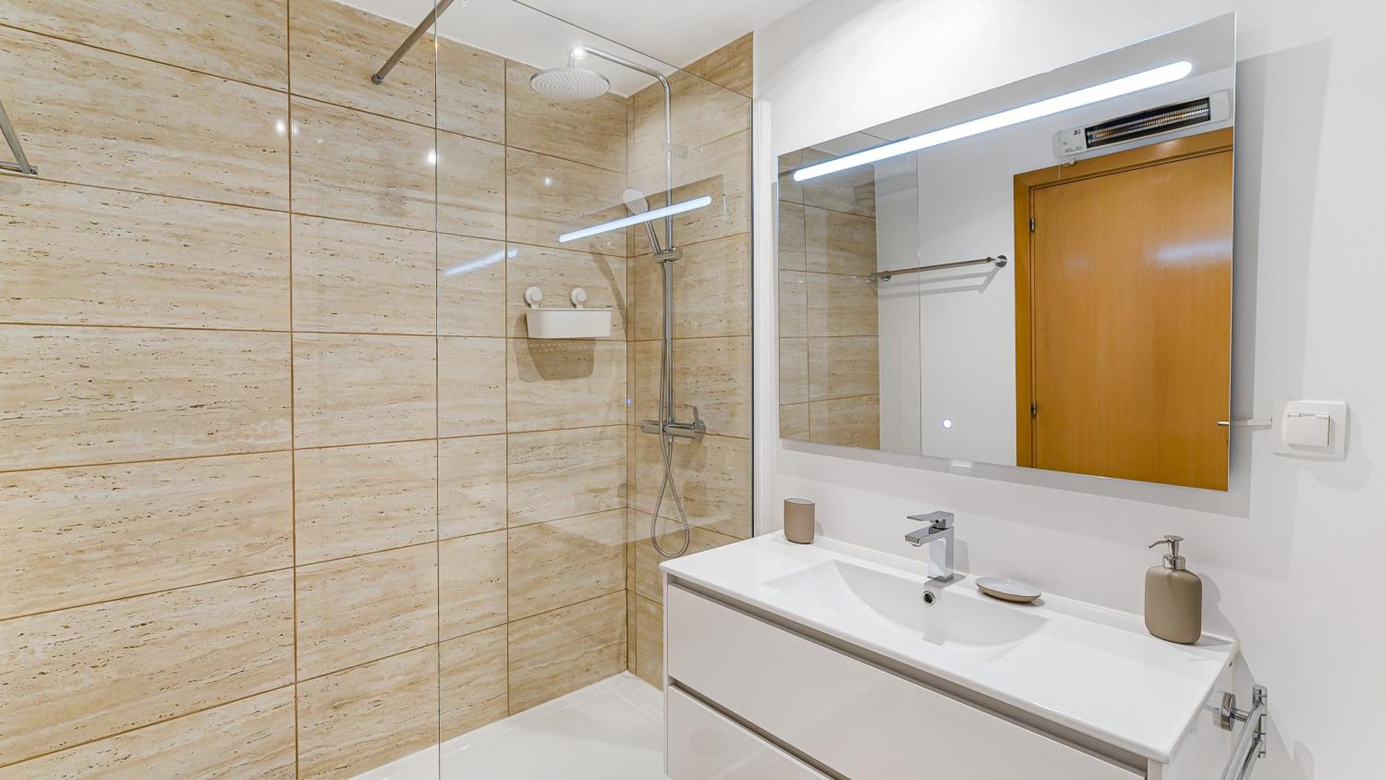 Uptown Urban Escape By Lovelystay Appartement *