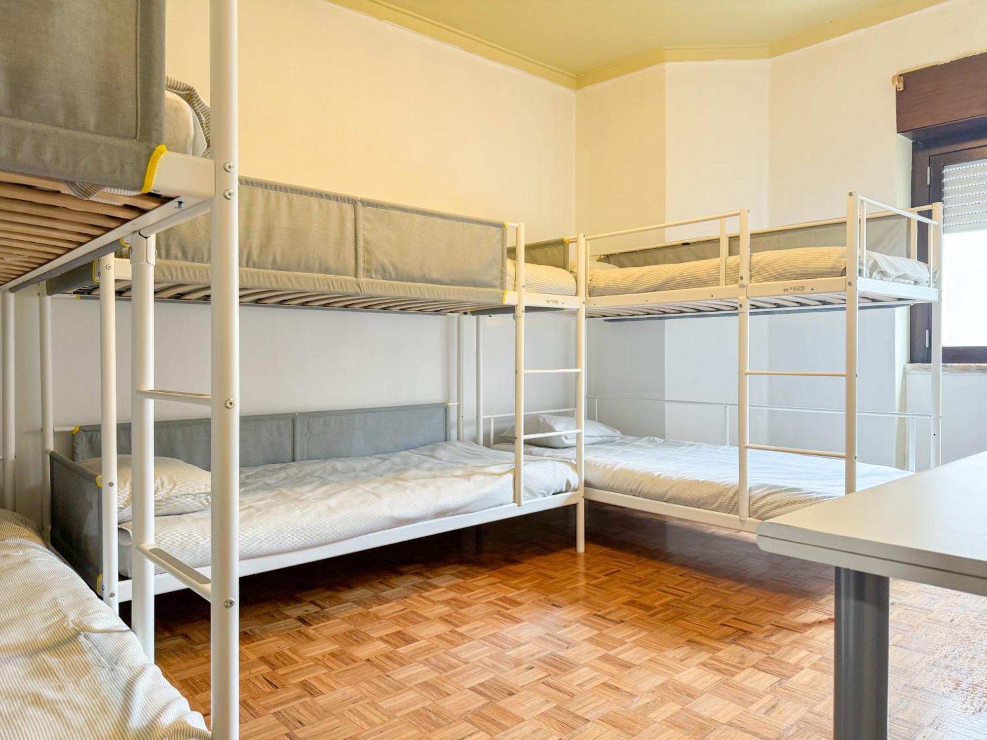 Six Bed * Lisboa