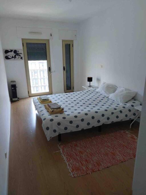 Apartment Modern And Spacious In *
