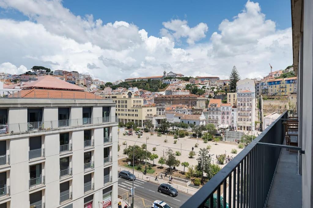 Apartment For The Lovers- Downtown Lisbon- Free Parking *