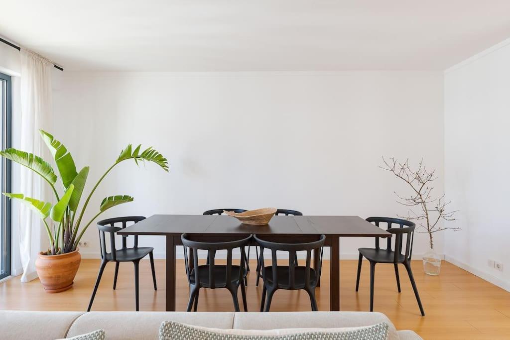 Apartment For The Lovers- Downtown Lisbon- Free Parking Lisbon