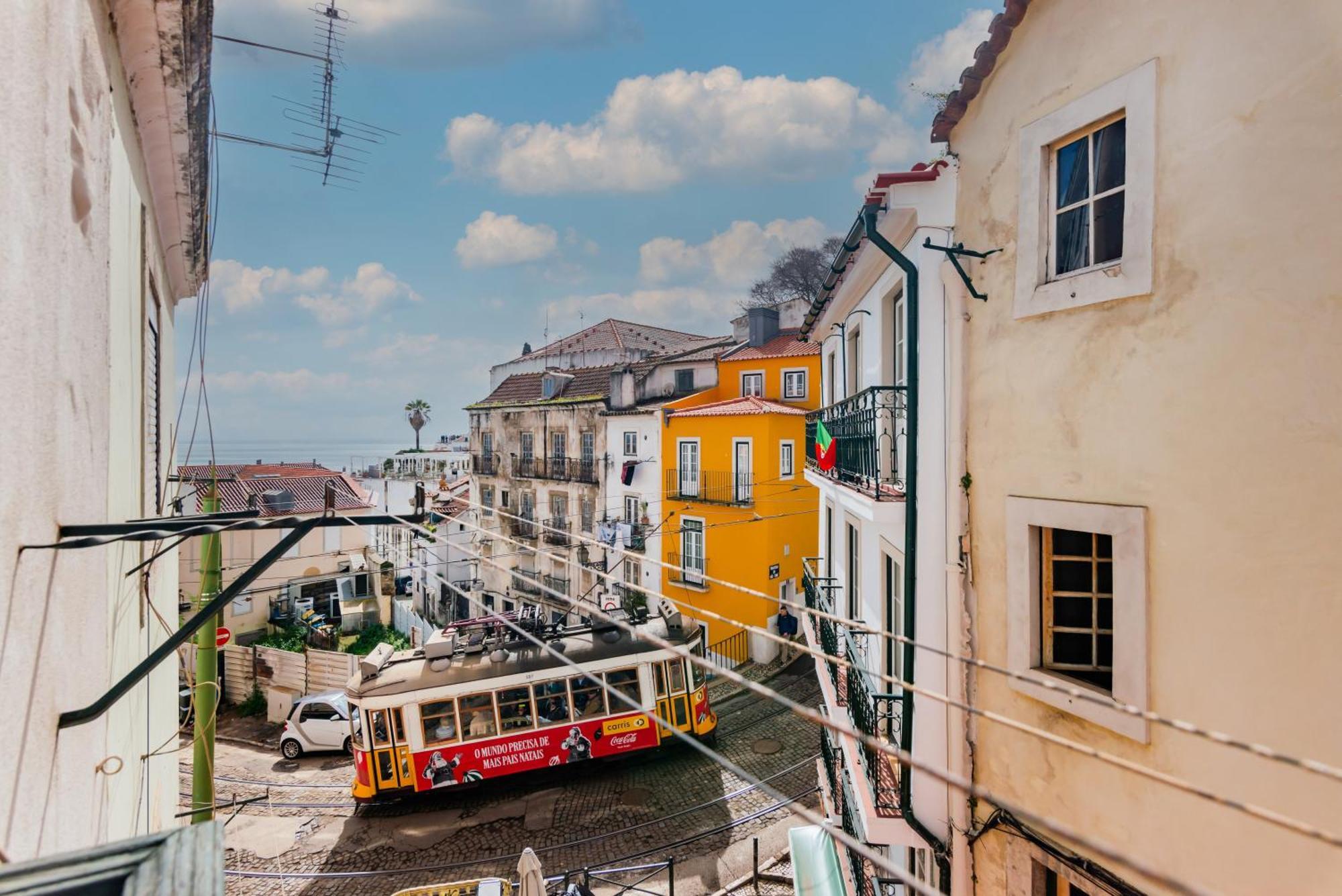 Alfama Cozy Apartment Lisbon