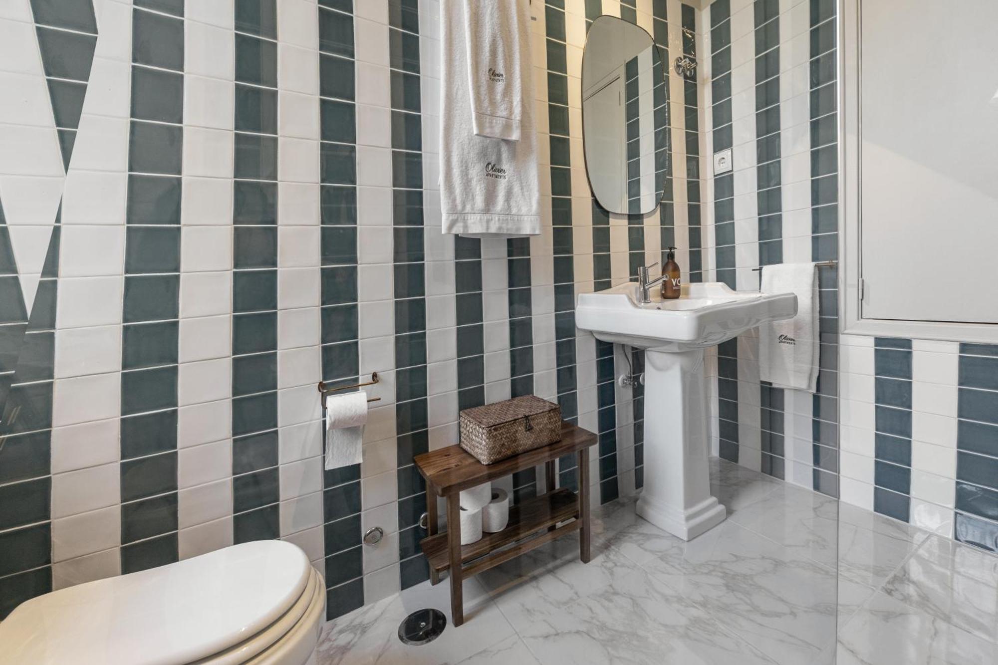The Traditional Arts Memoir, Downtown Flat With Balcony And Comfort Apartamento Lisboa