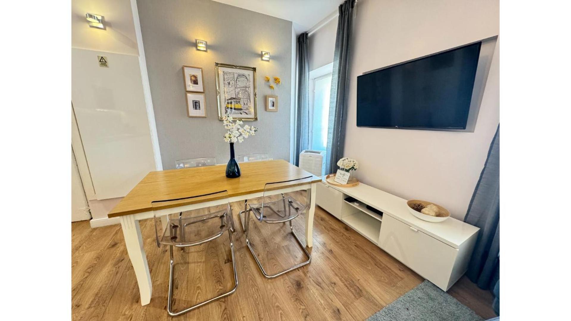 Charming Bright In Appartement