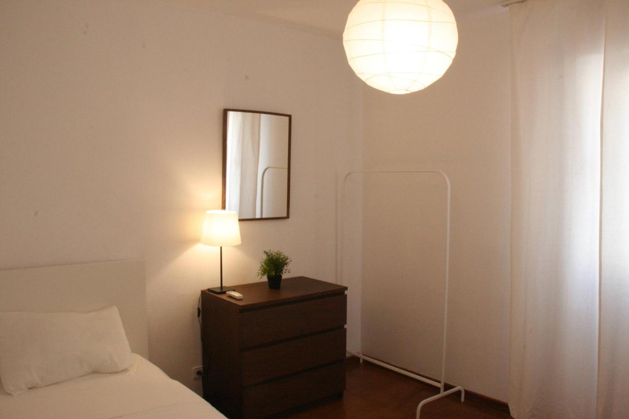 Quarto em Acomodações Particulares Campo Grande *