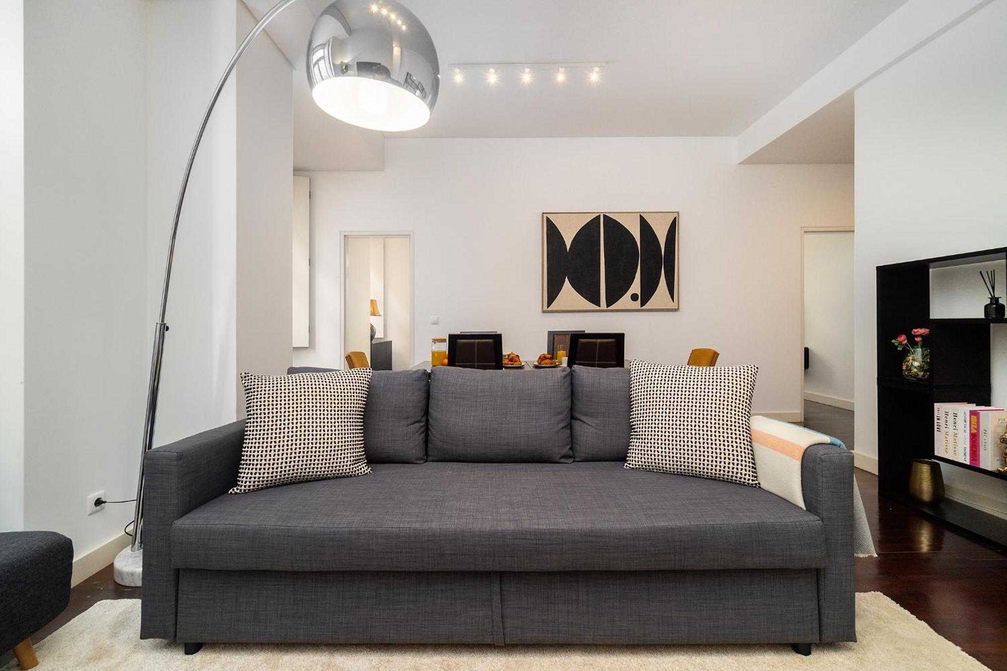 Whome Elegant Chiado Retreat Comfort In Lisbon's Heart Appartement Lisboa