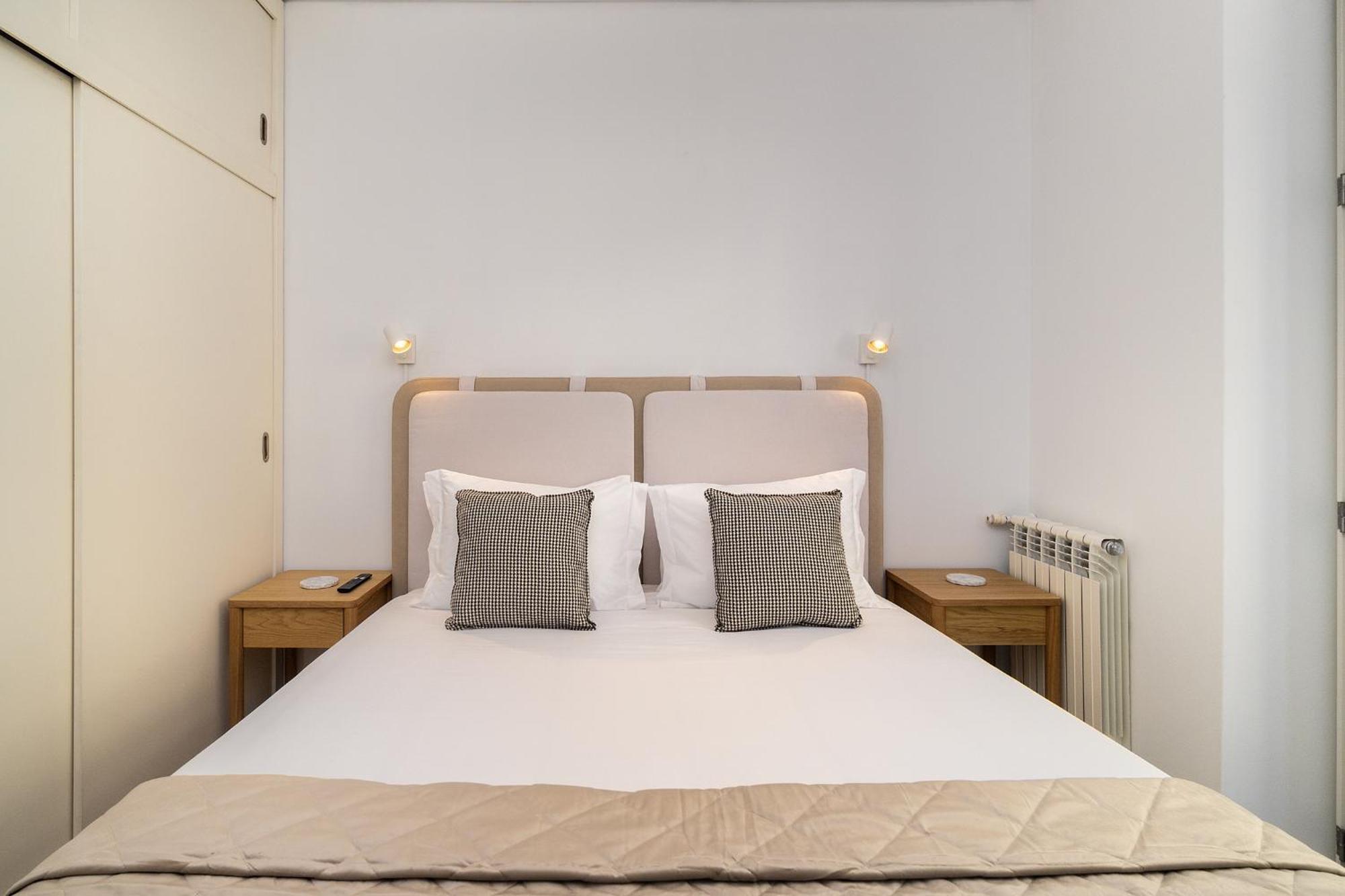 Appartement Whome Elegant Chiado Retreat Comfort In Lisbon's Heart *