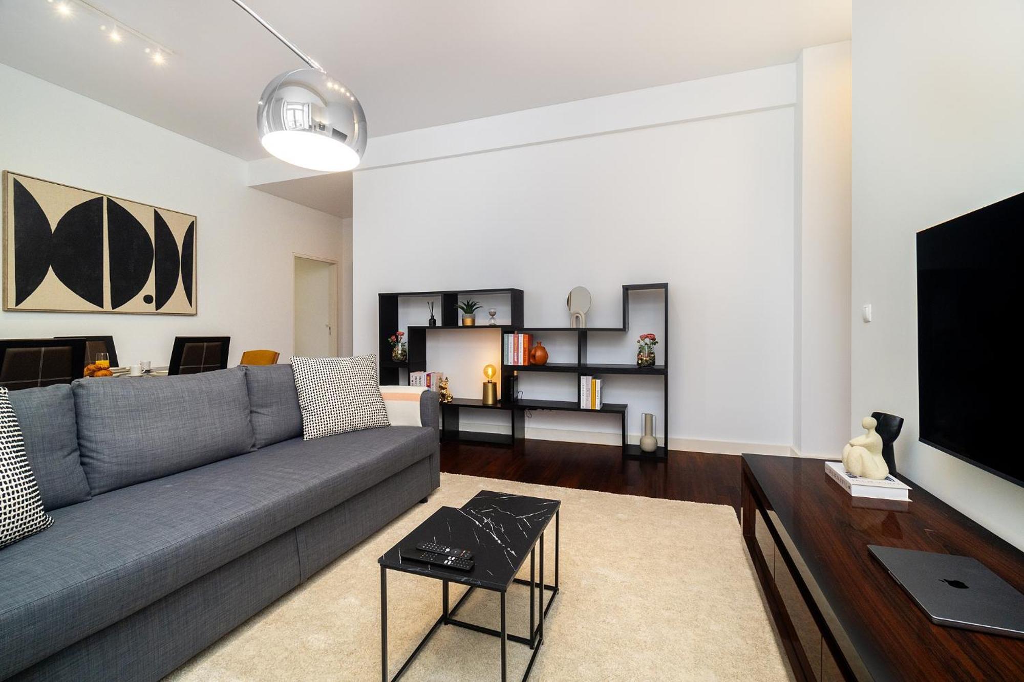 Whome Elegant Chiado Retreat Comfort In Lisbon's Heart Appartement Lisboa