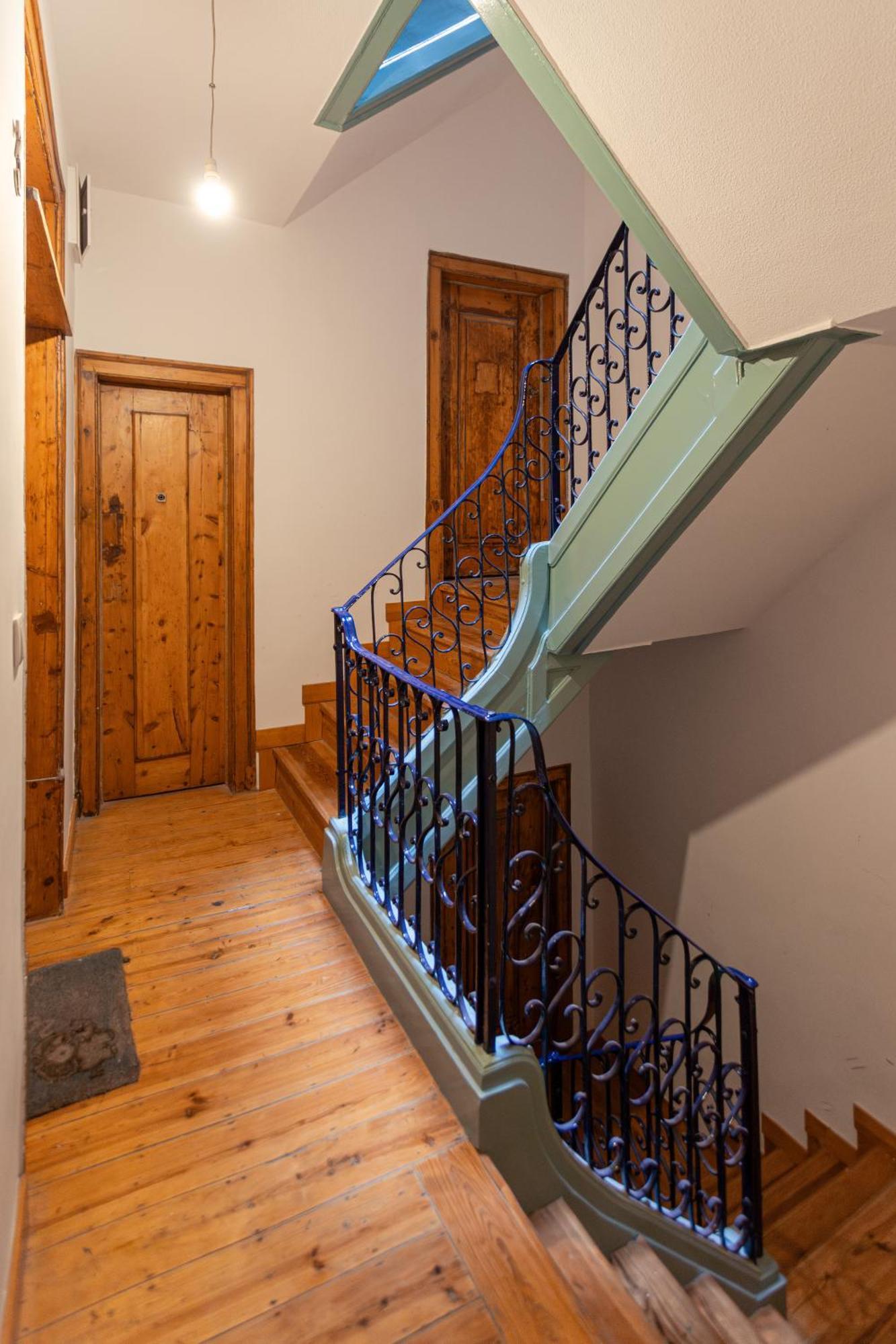 Apartment Joivy Inviting Flat Next To Carmo Convent Lissabon