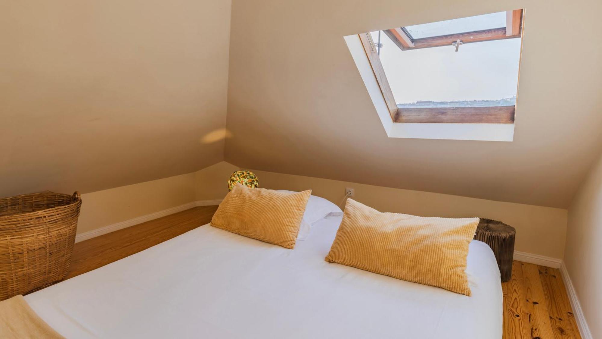 Vintage With Castle View By Lovelystay Apartamento