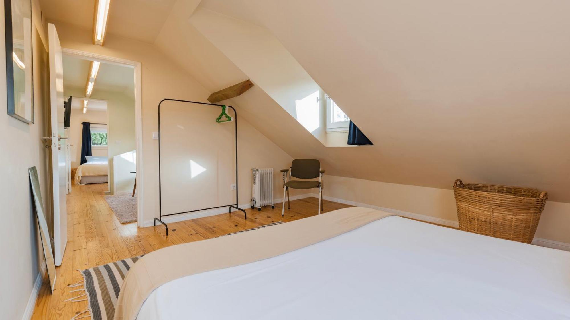 Vintage With Castle View By Lovelystay Lisboa