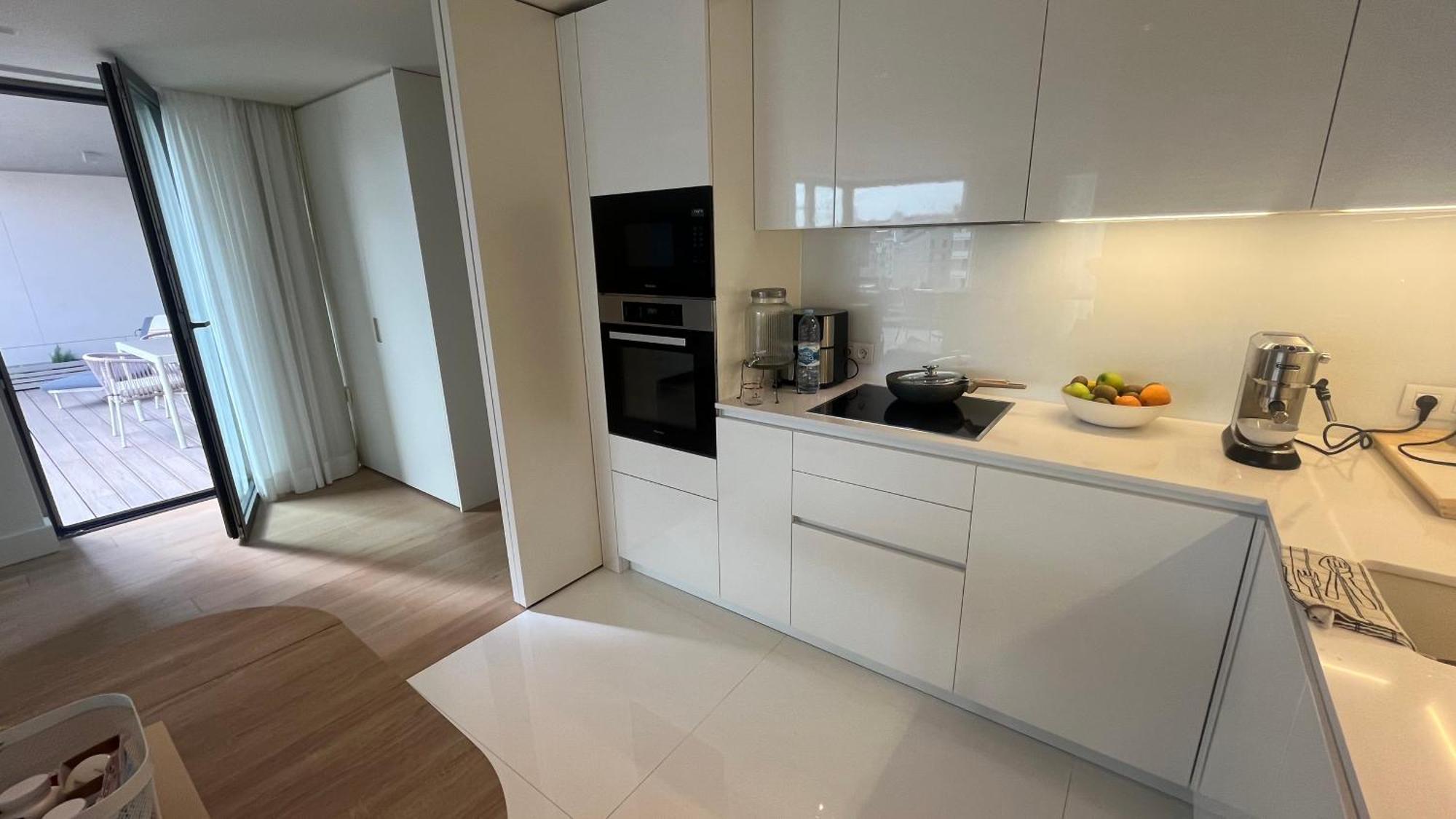 Luxurious 2 Bedrooms With Amenities In Center Appartement