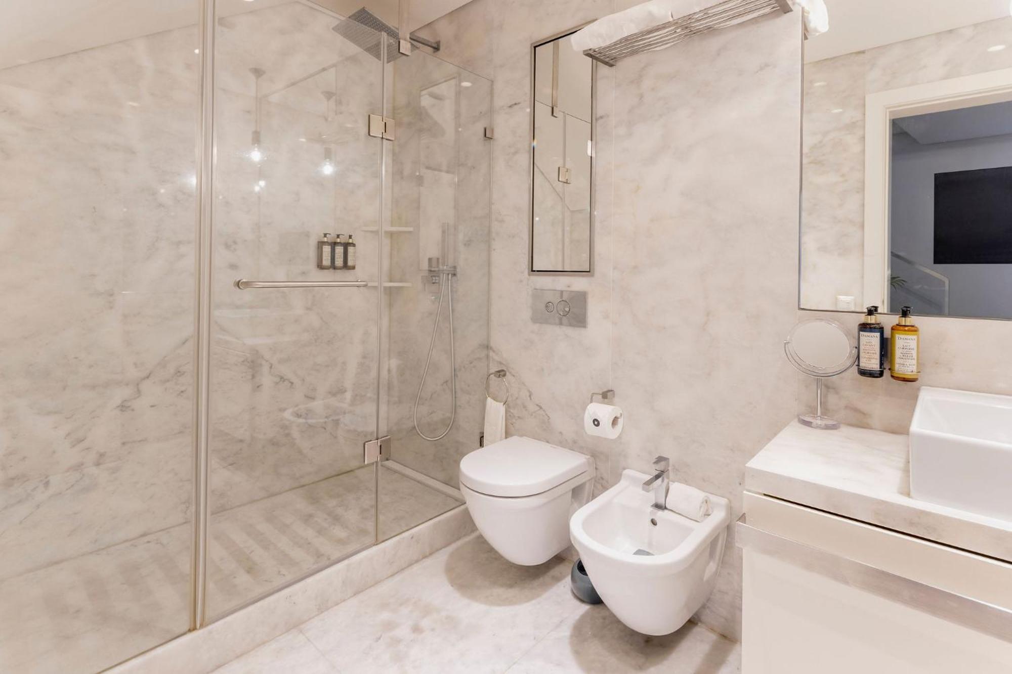 Chiado Square Apartments | Lisbon Best Apartments Lissabon