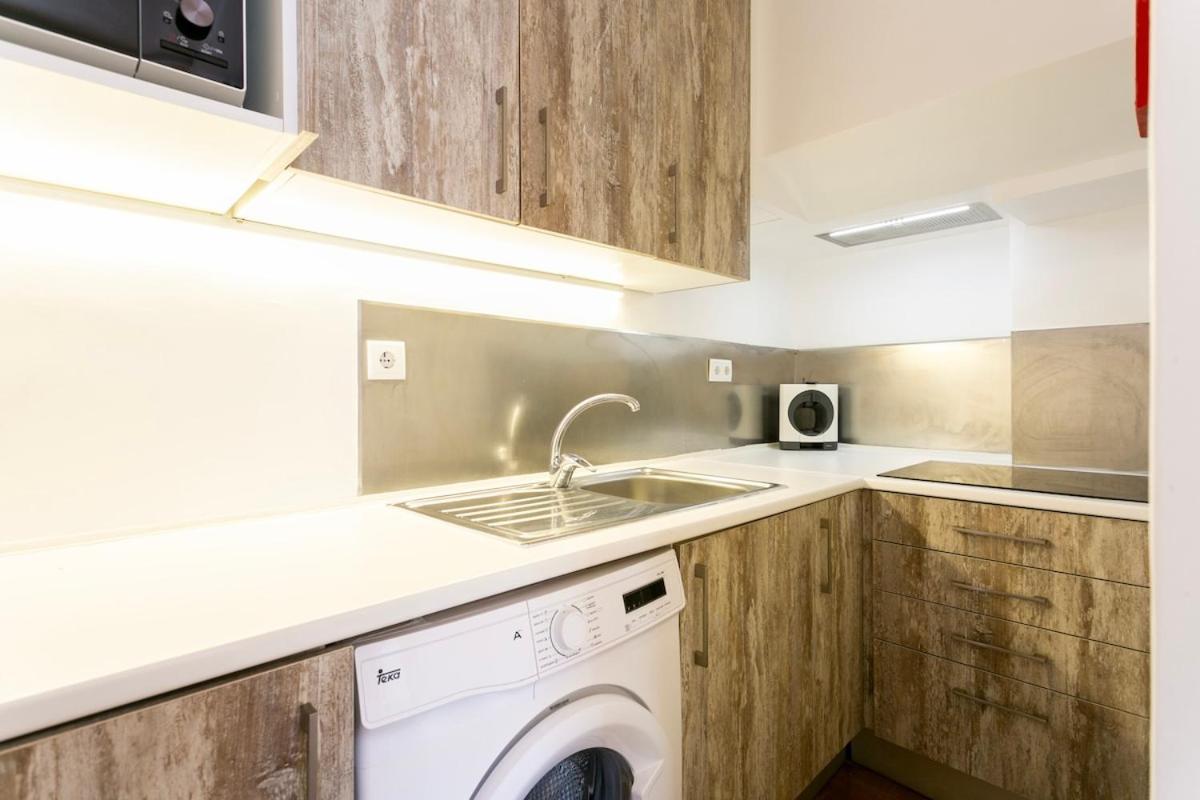 Cozy Flat With Bright Balcony Trendiest Neighborhood! Appartement