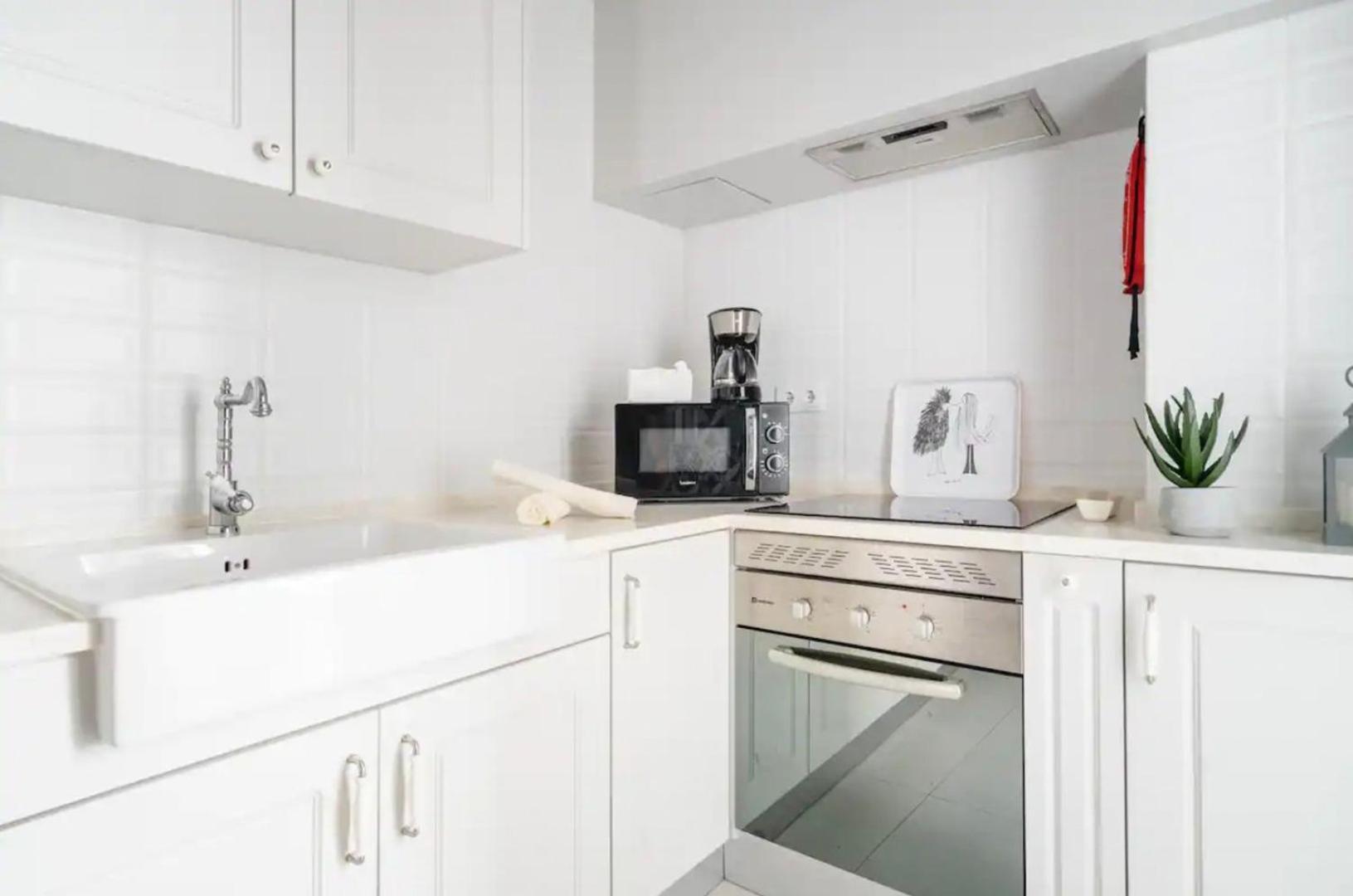 2br Terrace W Ac - Time Out Market | By Airnest * Lisboa