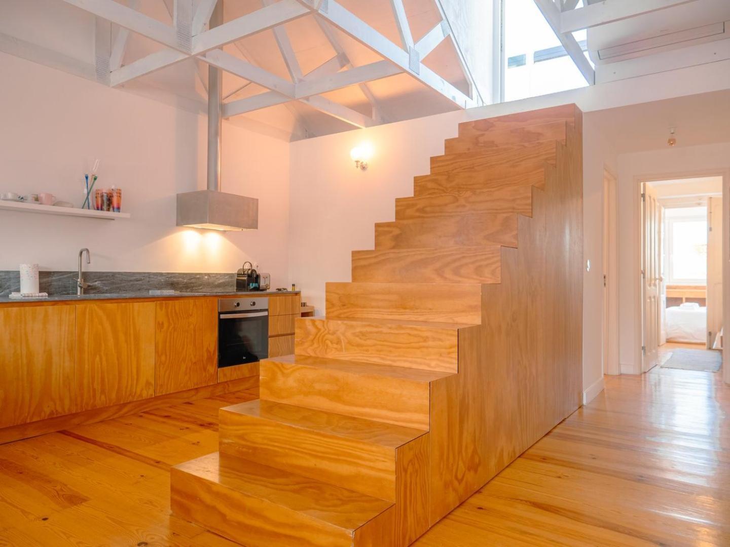 Luxurious Loft : Bridge-view Rooftop | By Airnest Apartment *