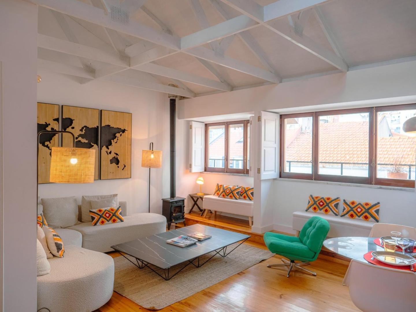Luxurious Loft : Bridge-view Rooftop | By Airnest Apartment