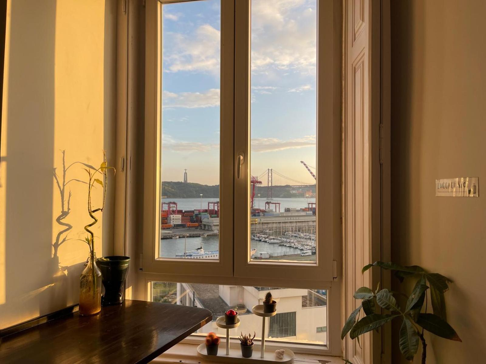 Embassy Arriaga Private Elegance In Stylish Shared Guest house