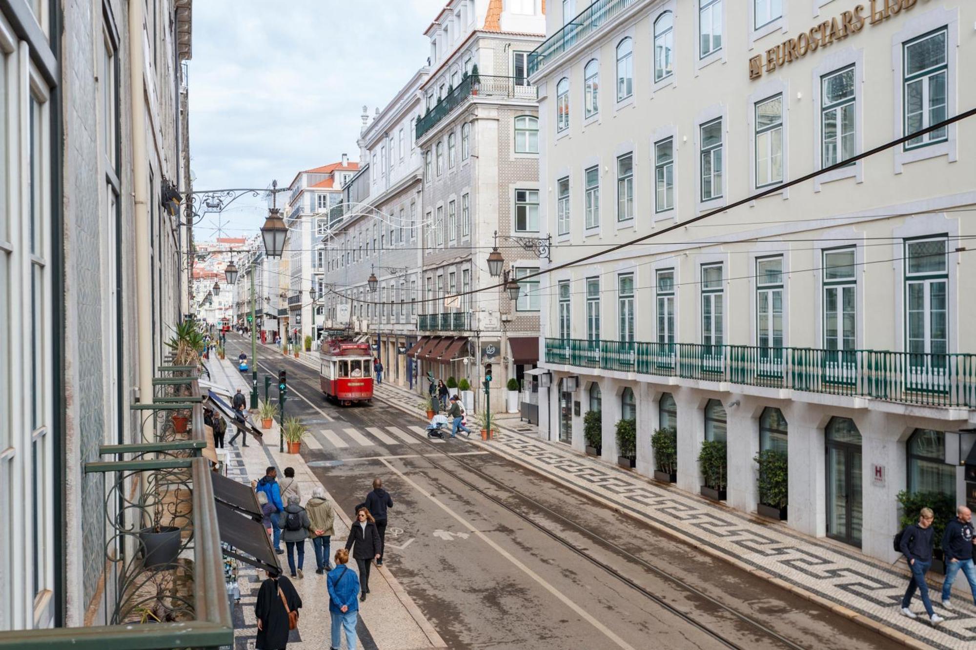 Bedrooms In Shared In Modern In Downtown Maison d'hôtes Lisboa