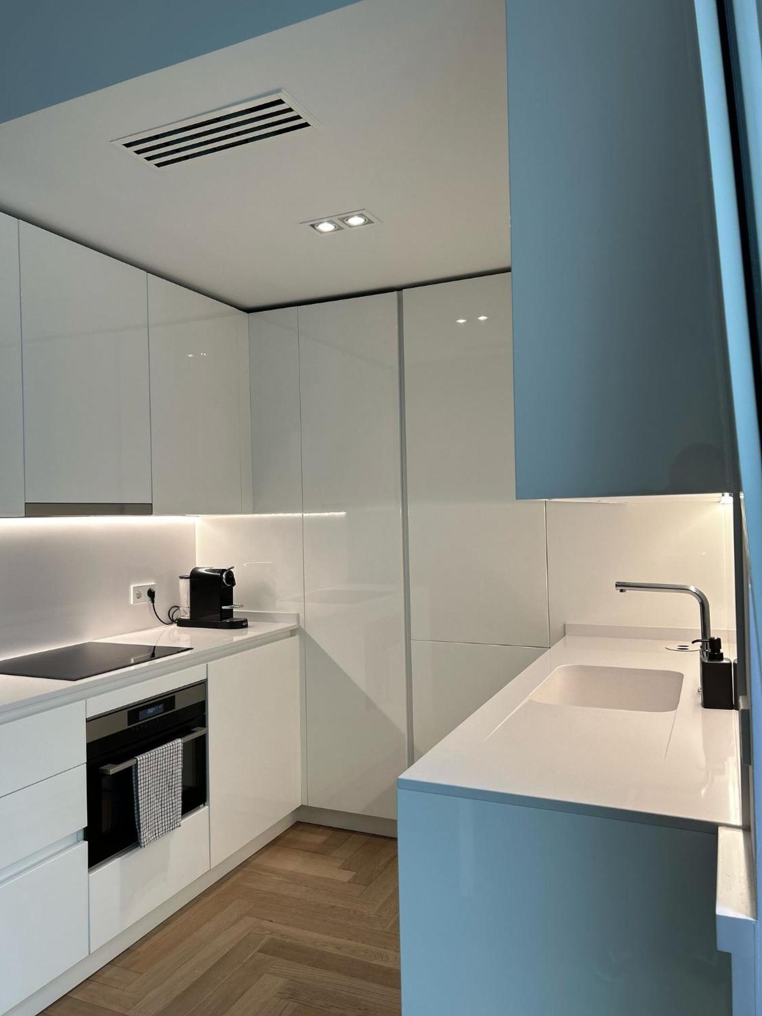 Privatunterkunft In Shared House In Downtown *